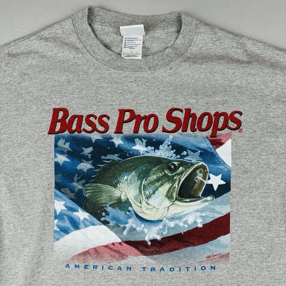 Vintage Y2K Bass Pro Shops T Shirt American Flag Fish Graphic USA L